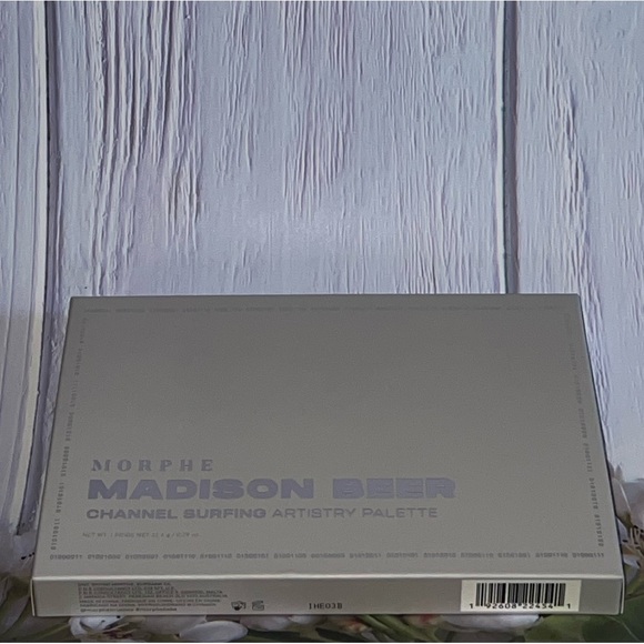 Morphe X Madison Beer Channel Surfing Artistry Palette - Picture 9 of 9